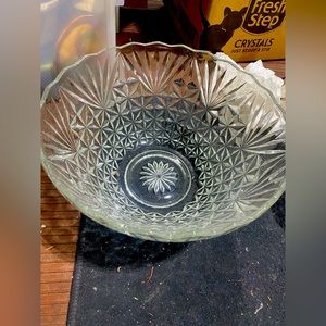 Crystal bowl